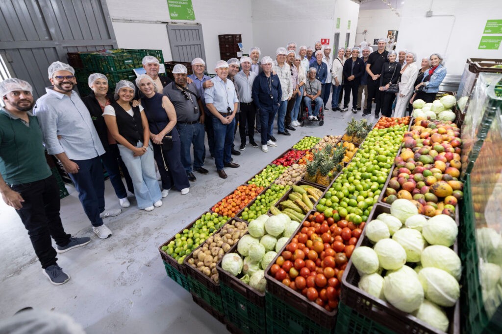 A comitiva da Fecomércio-DF e SESC-DF também visitou instituições de referência como a REAGRO e o Banco de Alimentos Arquidiocesano. (Foto: reprodução/SESC-DF)