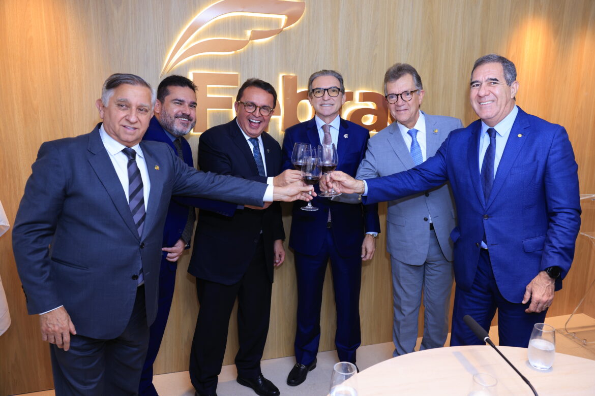 FENACON participou da inauguração da nova sede da Febrac, em Brasília. O evento reuniu autoridades, personalidades e lideranças do setor de serviços